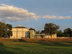 Opelvillen in der Abendsonne