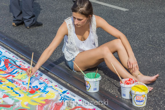 Open Air Gallery Young woman painting