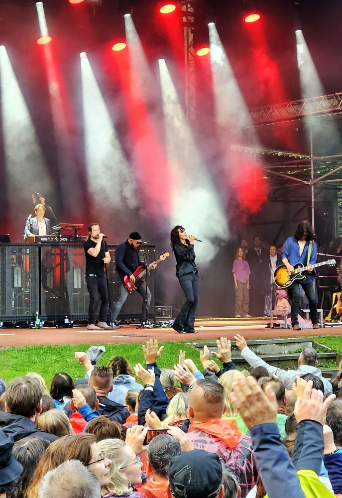 Open Air Saison _ Stadtpark Hamburg _ Nena Foto & Bild | szene ...