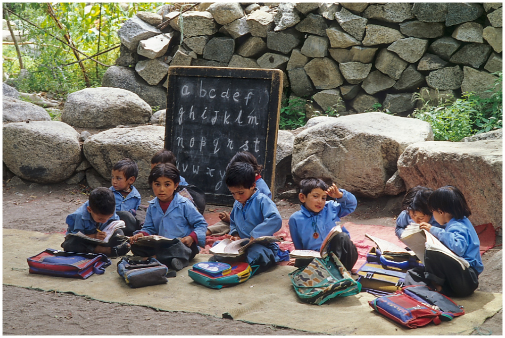 Open Air Schule in Dha, Ladakh 01