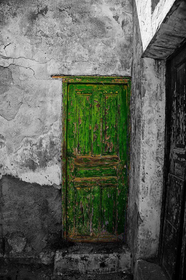Open the door / Motiv
