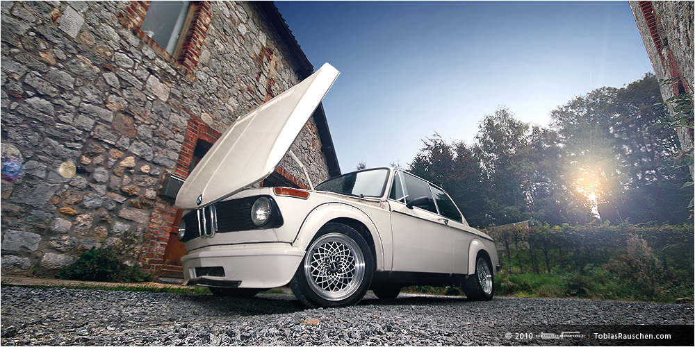 : : : Open your Heart | BMW 2002 Turbo : : :