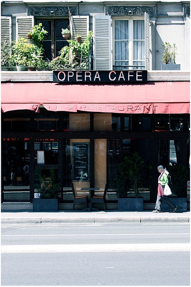 opera café