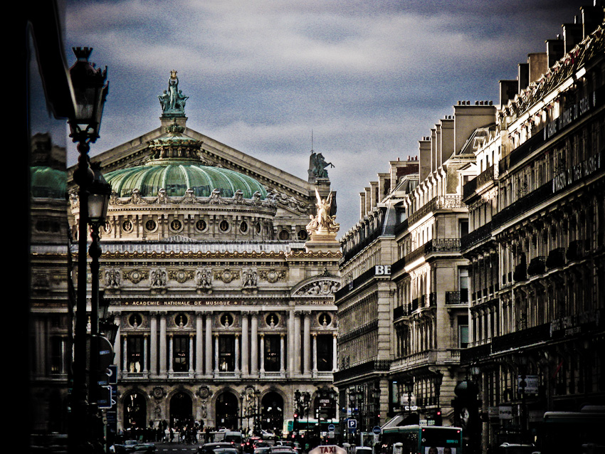 Opera Nationale de Paris ("strange" version)