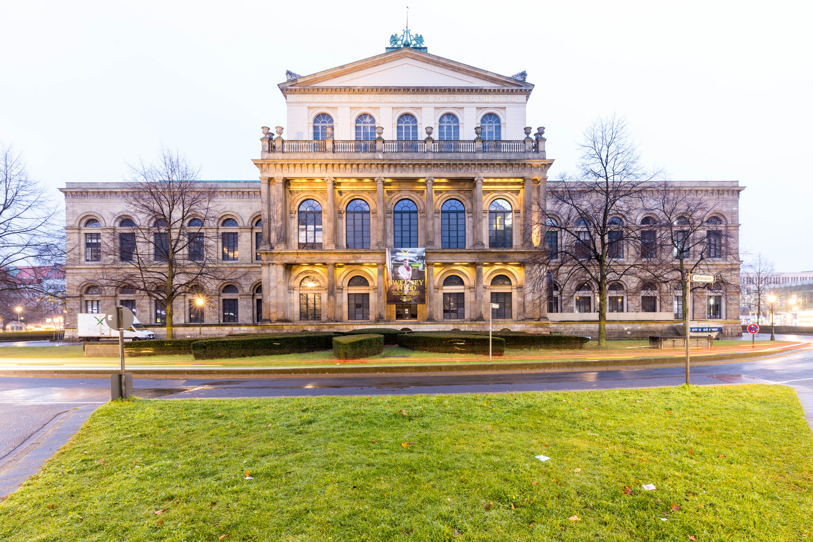 Opernhaus