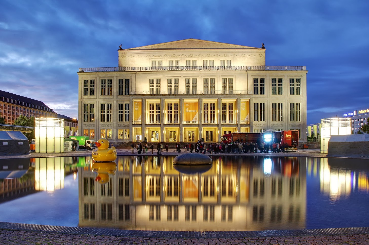 Opernhaus auf dem Augustusplatz in Leipzig