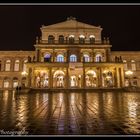 Opernhaus in Hannover bei Nacht