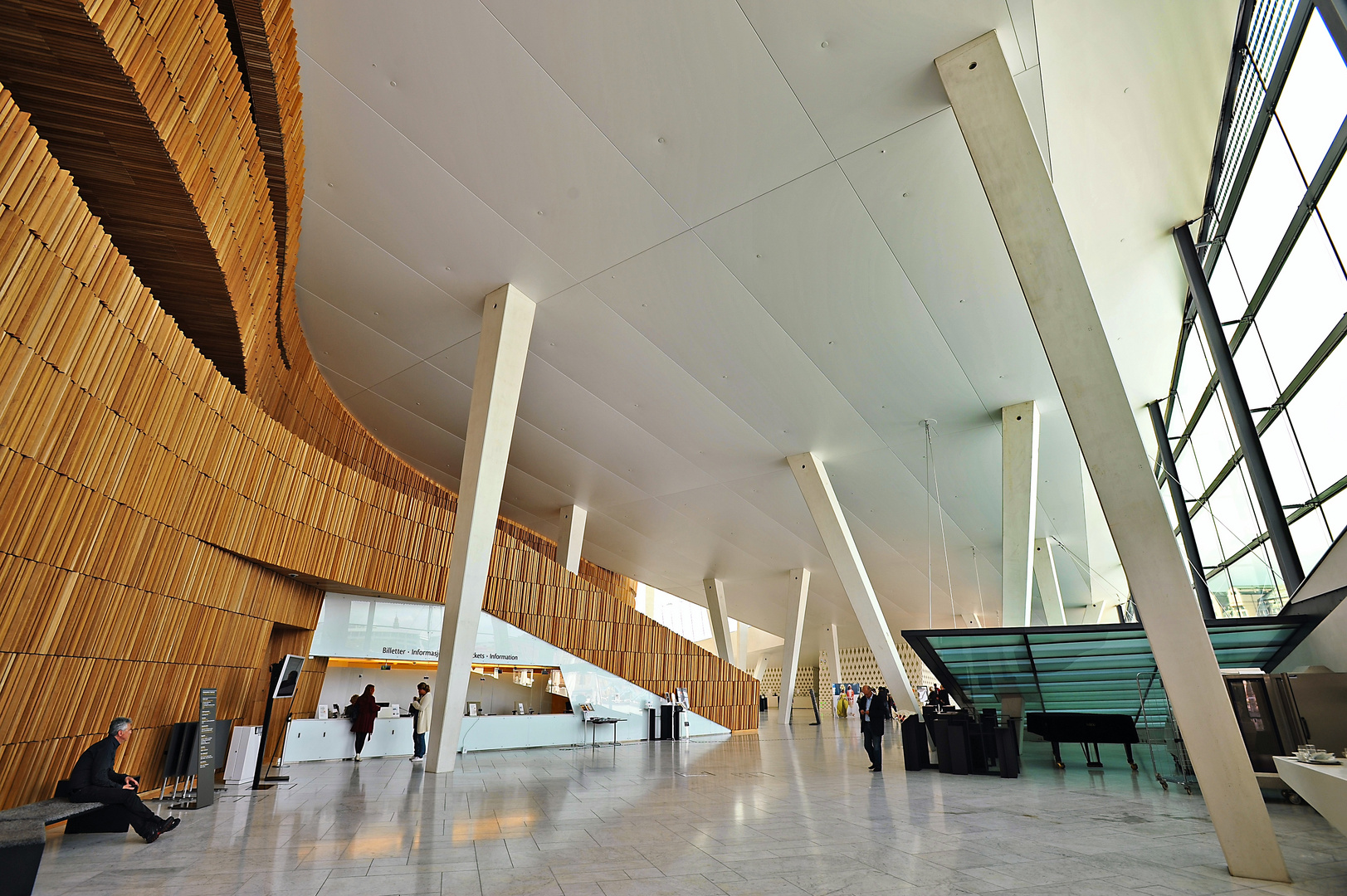 Opernhaus Oslo 12 - Foyer