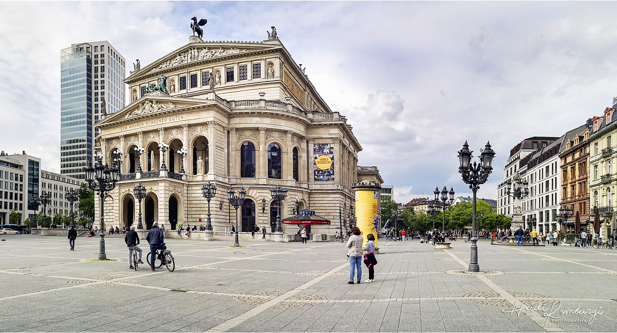 OPERNPLATZ