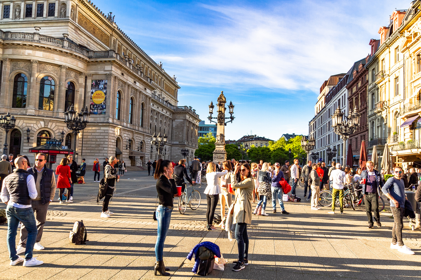 Opernplatz After Work | Social Distance Mai 2020