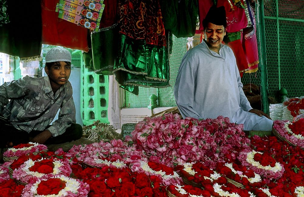 Opferblumen in Ajmer