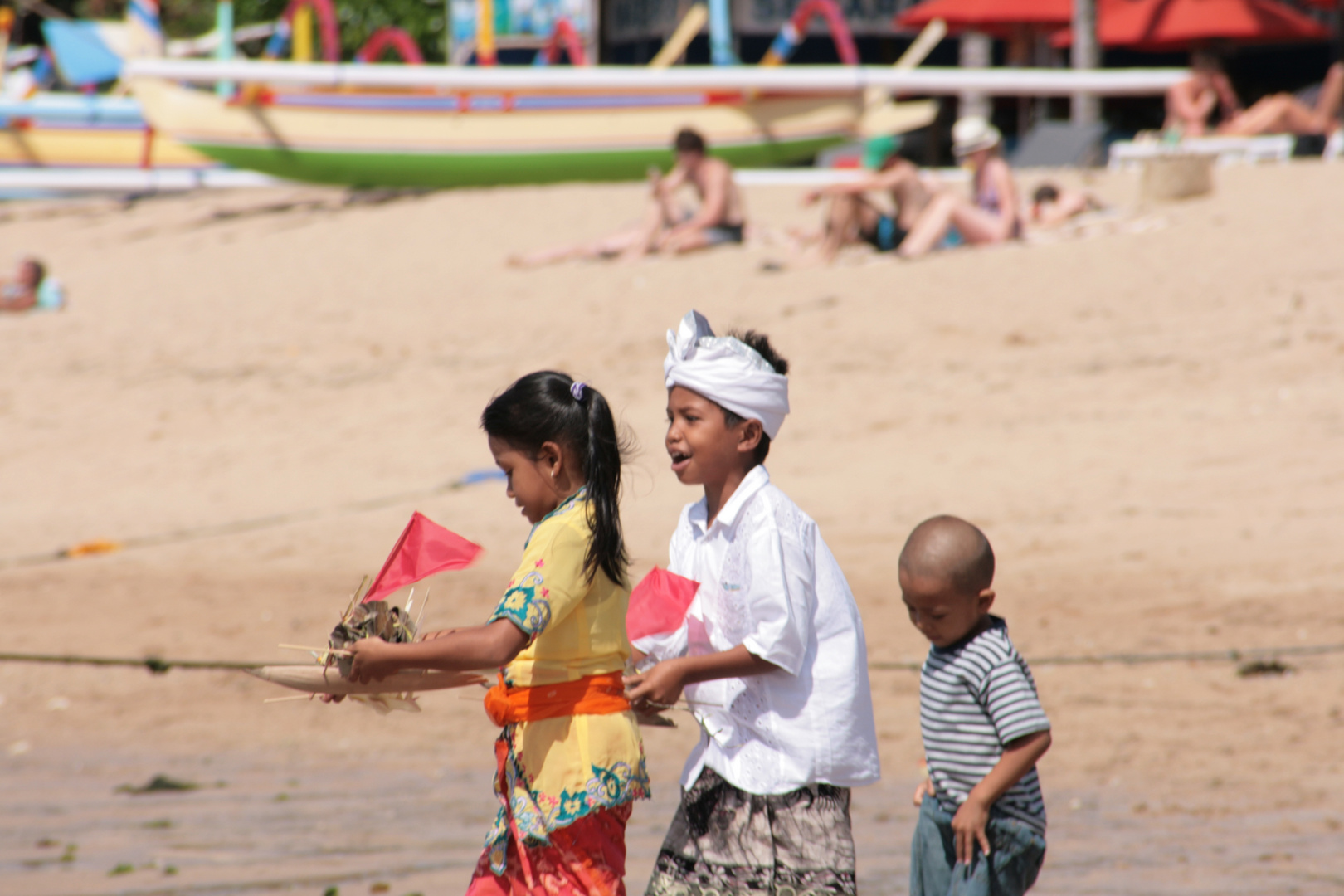 Opfergabe am Strand