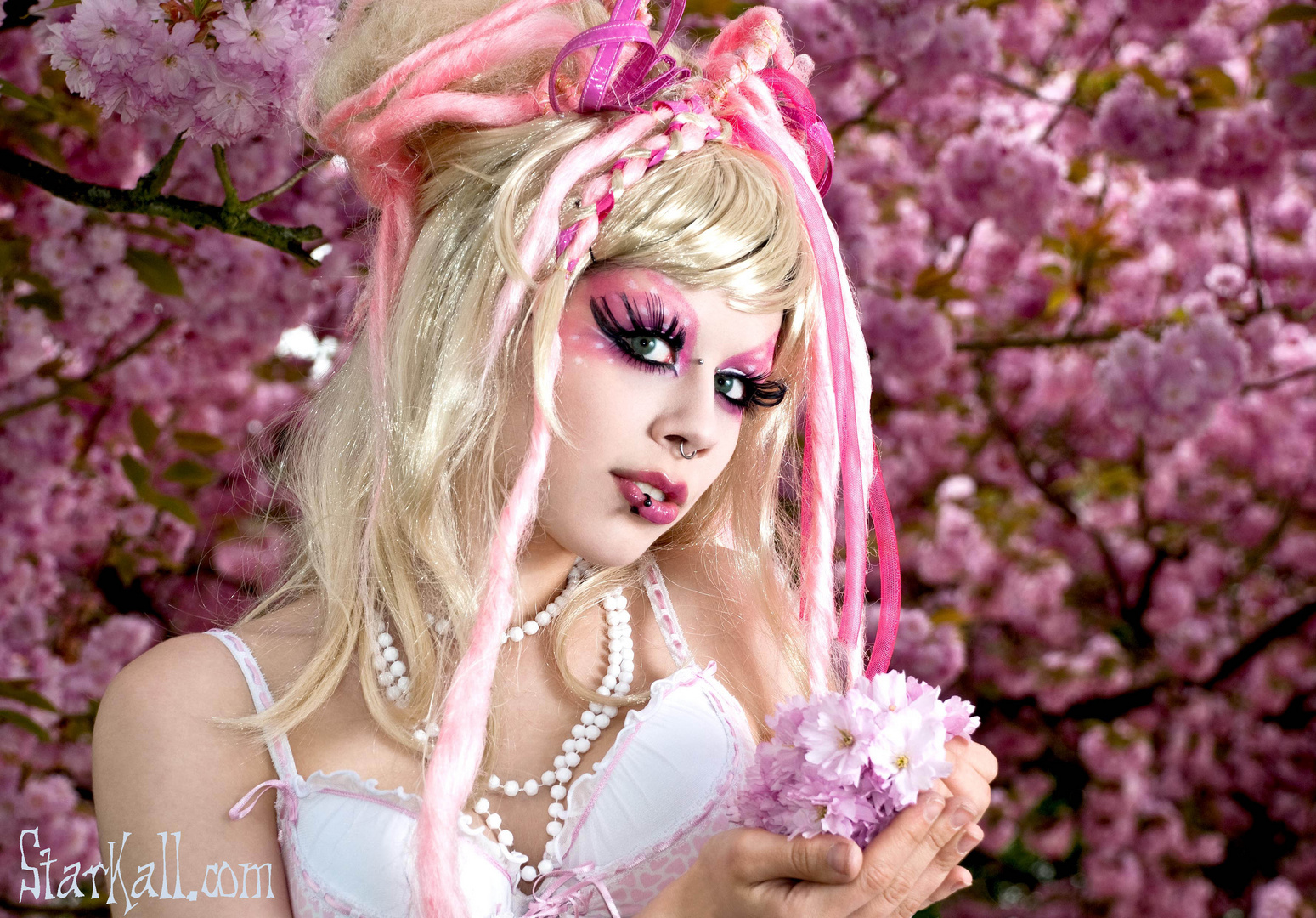 Ophelia in pink Overdose