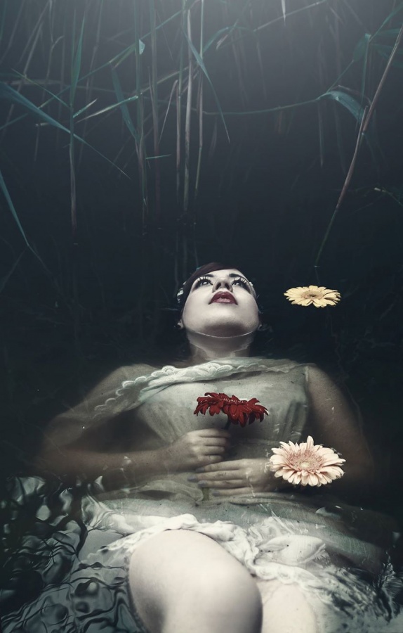 Ophelia,the drowning.