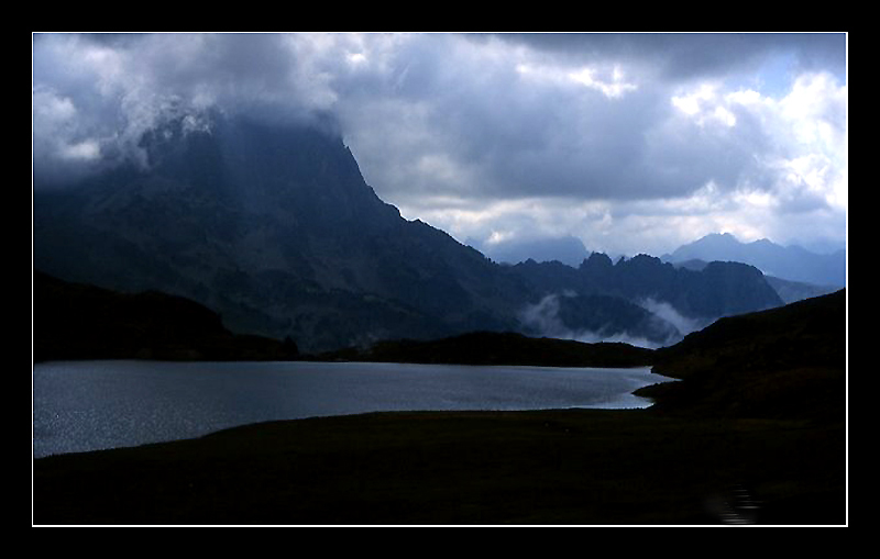 Orage sur le Pic d'Ossau