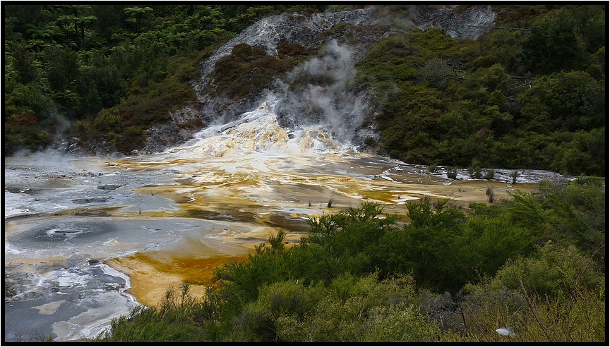 Orakei Korako 3 - "The Hidden Valley"