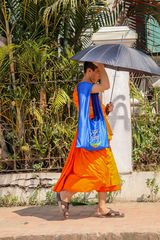 Orange - Blau - Sonne in Luang Prabang