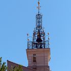 Orange - ein ungewöhnlicher Glockenturm -