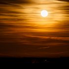 Orange-Roter Himmel mit Mond