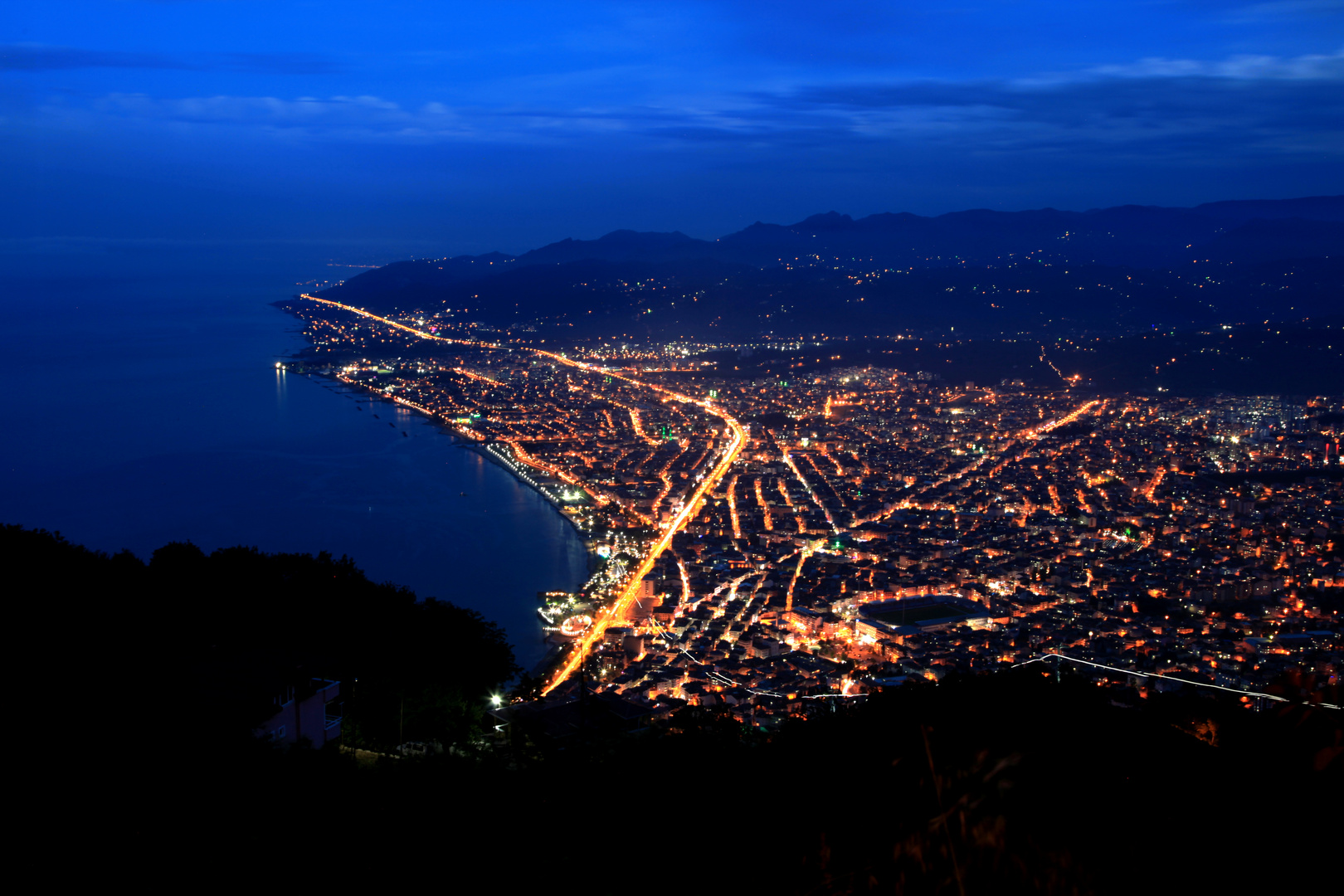 Ordu bei Nacht