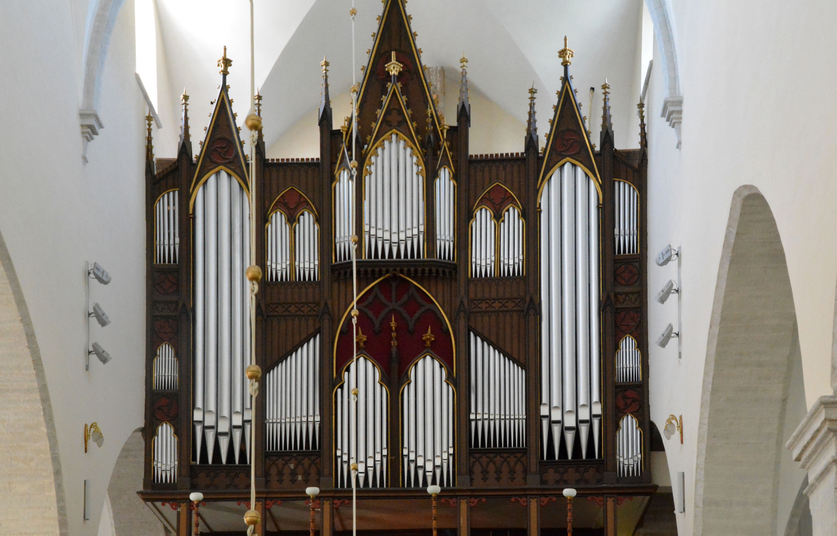 Organ pipes 