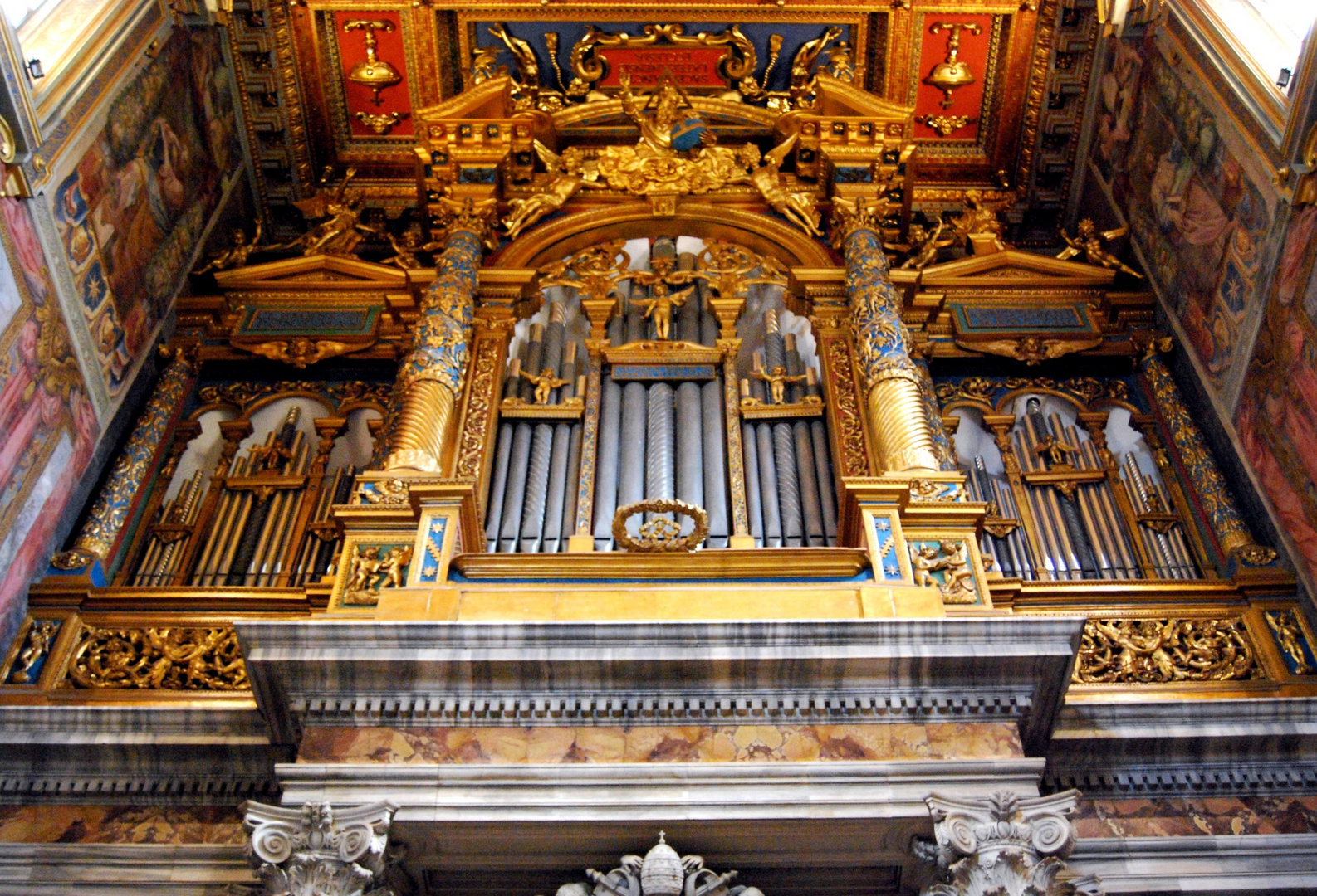 Organo San Giovanni Laterano