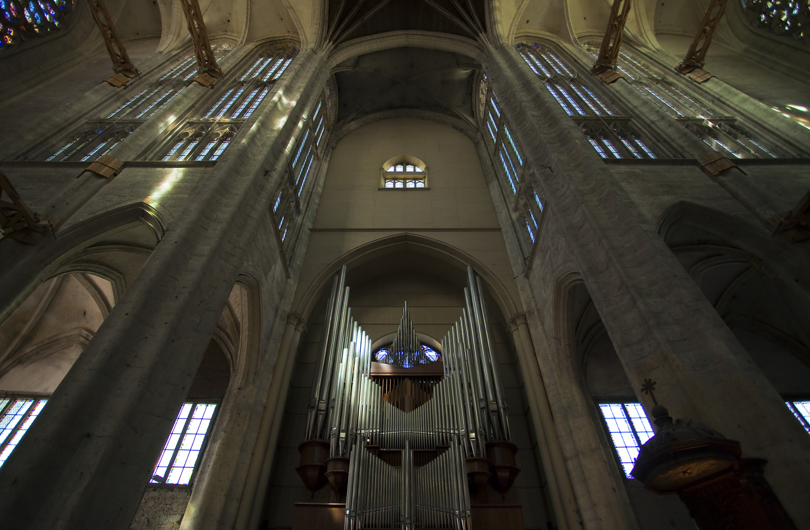 Orgel der Kathedrale Saint Pierre in Beauvais.