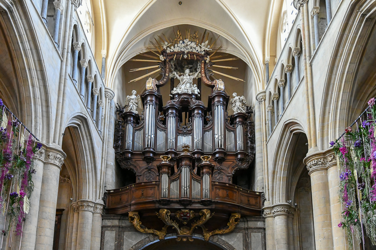 Orgel der Liebfrauenbasilika in Tongeren (B)