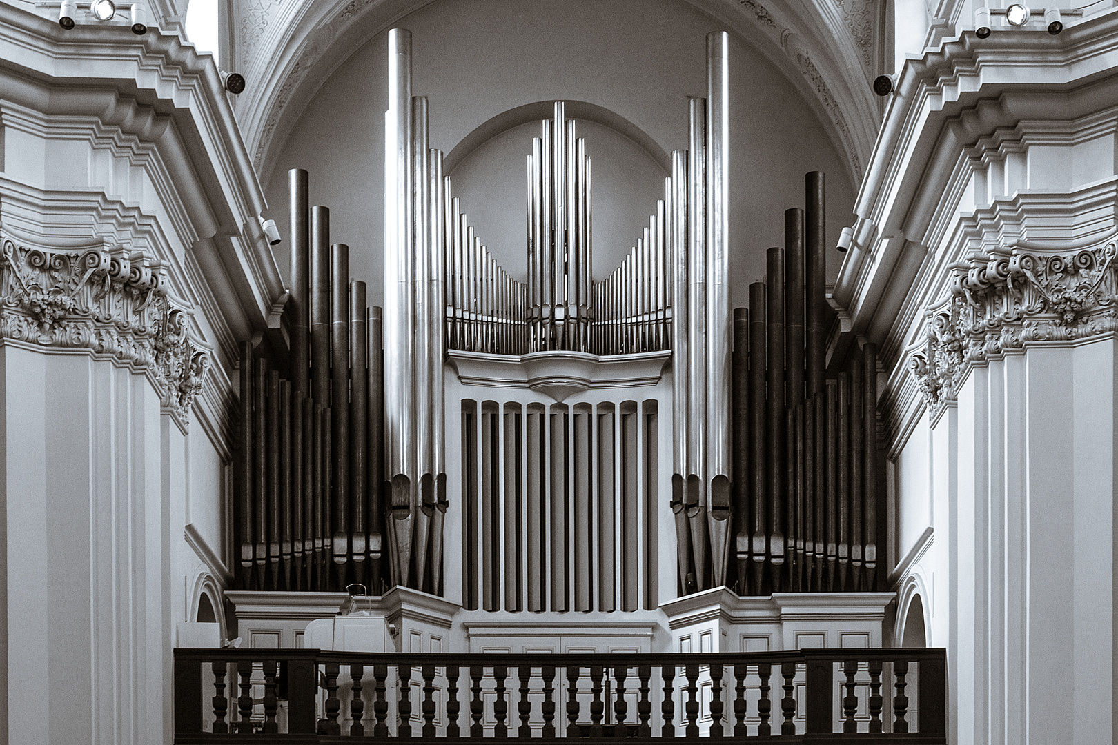 „Orgel des Kollegiatstift Neumünster in Würzburg “