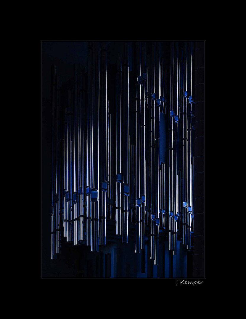 - Orgel in Blau -