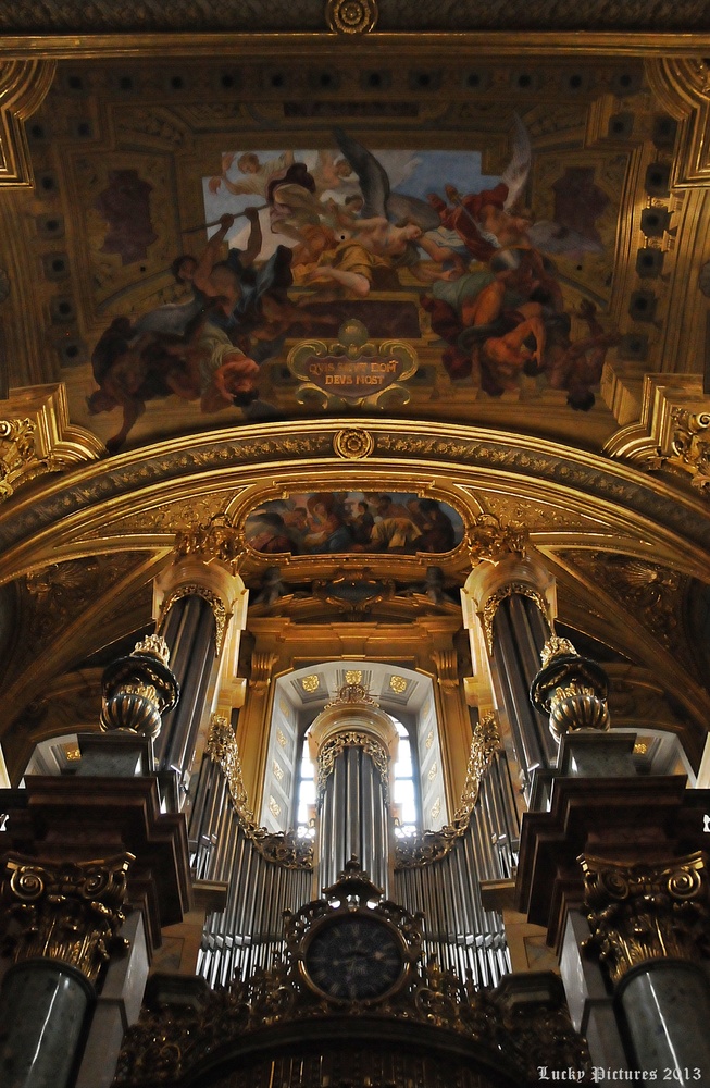 Orgel in der Jesuitenkirche - Wien 01