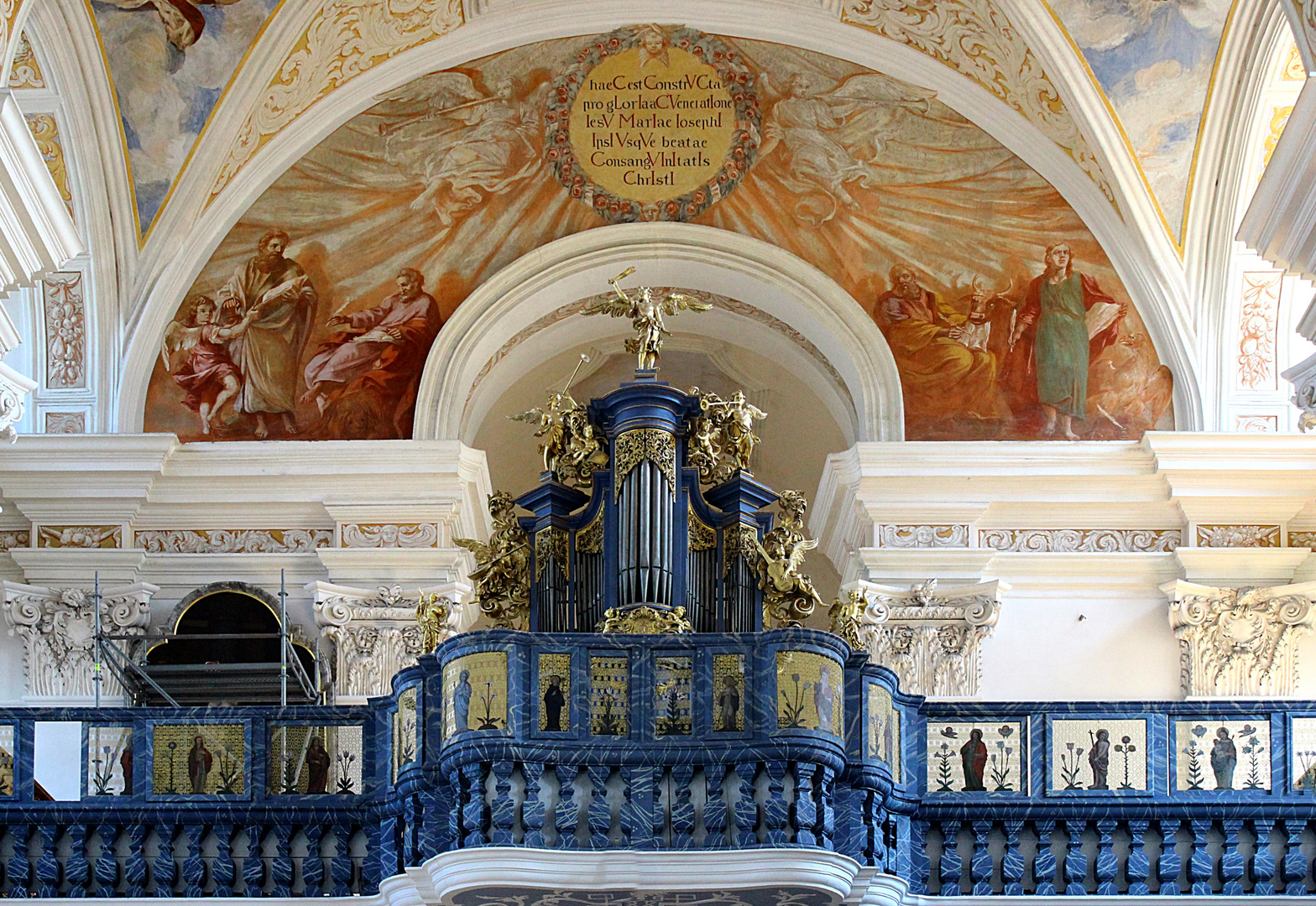 Orgel in der Kirche für die Solidarität des Hl. Joseph