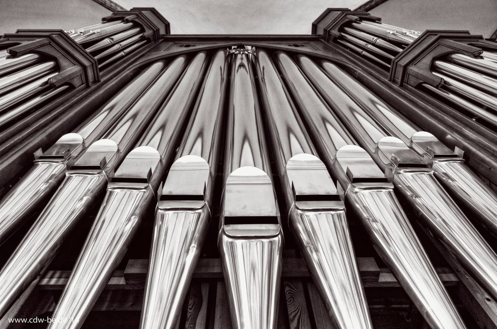 orgel in der nikolaikirche