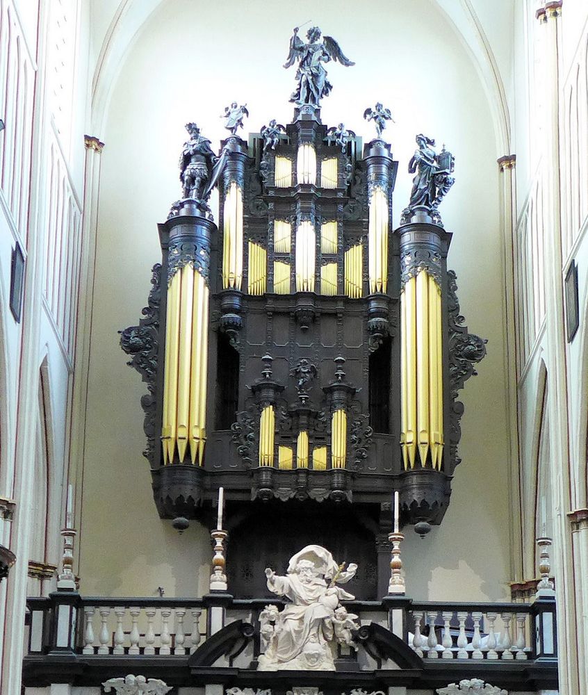 Orgel in St. Salvator Brügge