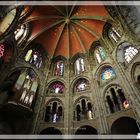 Orgel und bunte Fenster von St. Gereon zu Köln