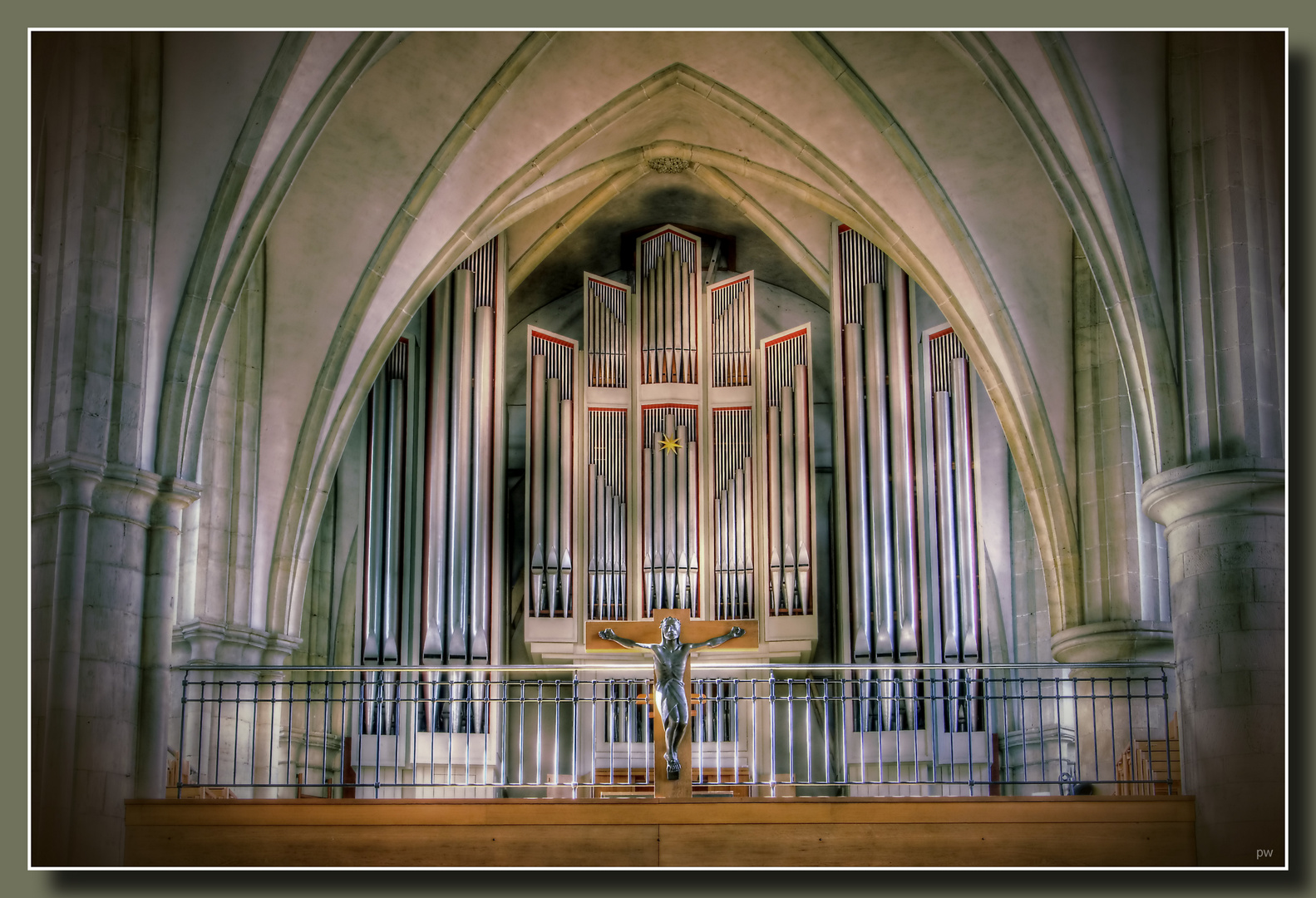 - Orgelempore - Apostelkirche - Münster -