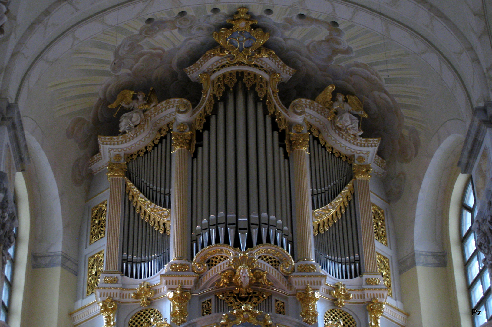 Orgelprospekt der Frauenkirche in Dresden ...