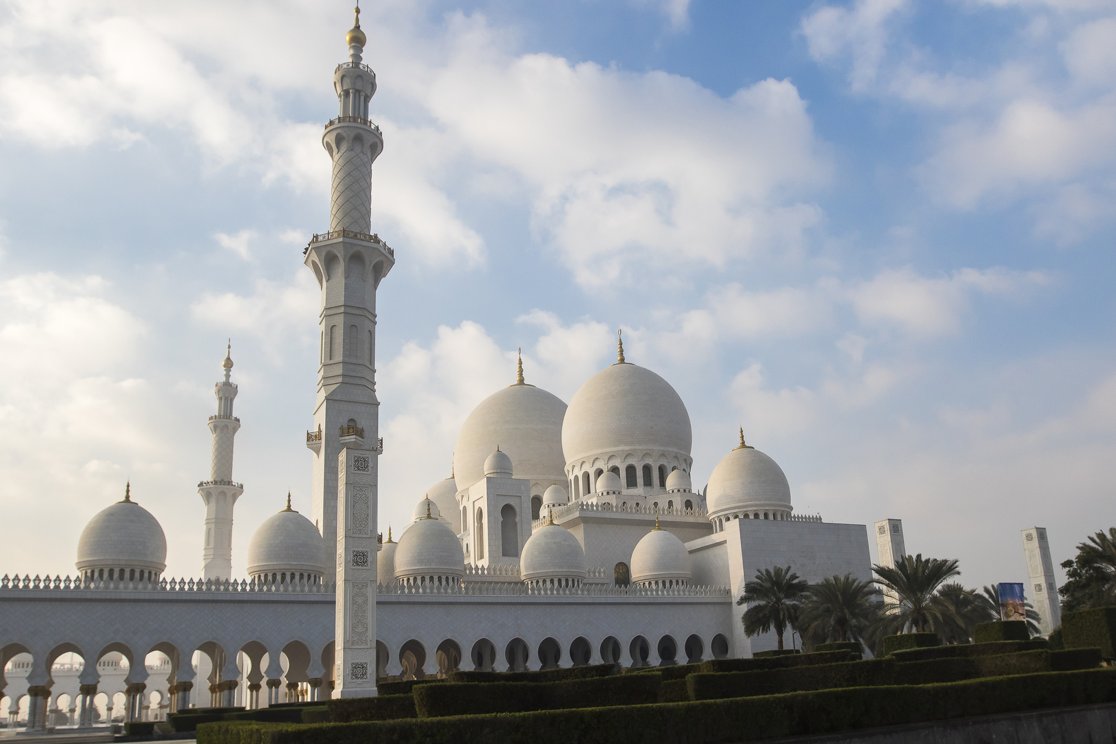 Orient_Abu Dabi_Sheikh Zayed Grand Mosque