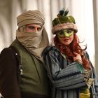 Orientalisches Paar beim Maskenzauber