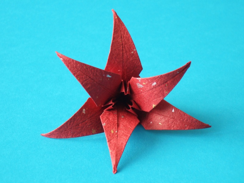 Origami Lilie