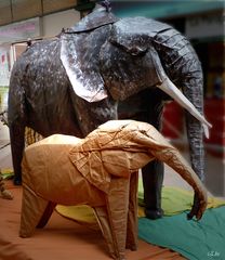 Origami - maman éléphant et son petit