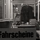 Original BVG-Fahrkartenschalter ("Wanne") im Depot des DTM, Berlin