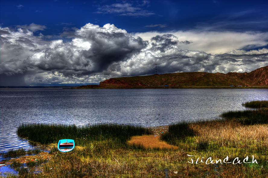 Orilla del lago Titicaca