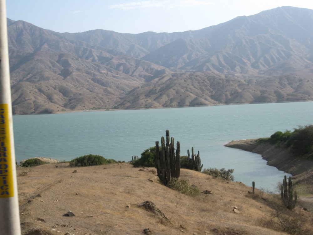 orillas de la laguna del gallito ciego