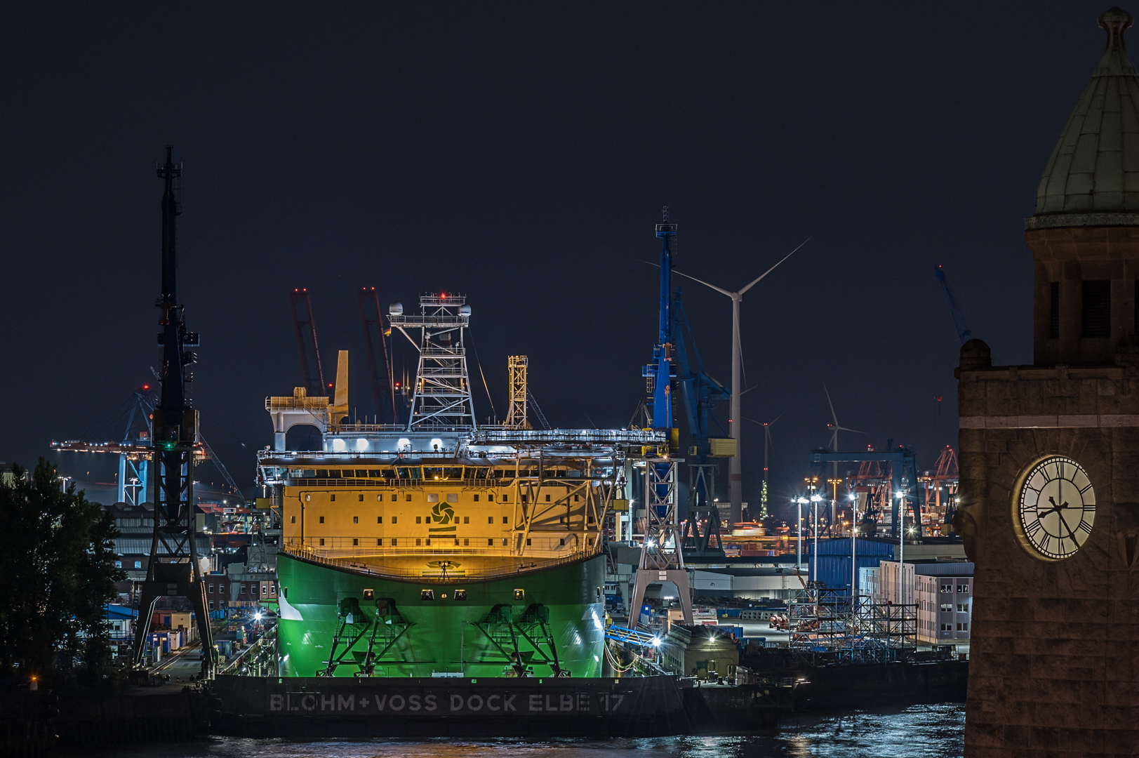 ORION I in Dock Elbe 17