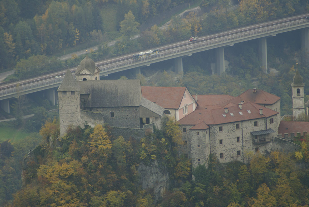 Ort der Stille im Getriebe der Zeit