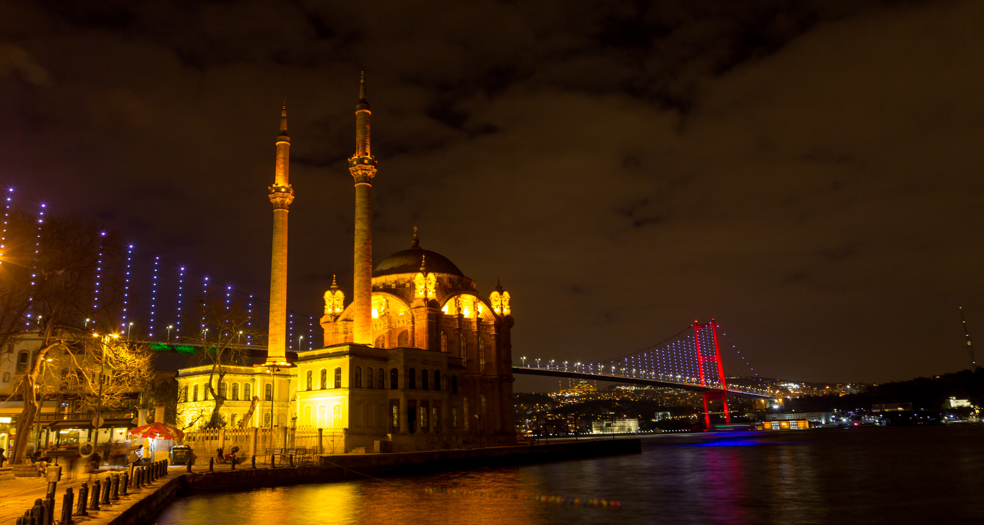 Ortaköy camii