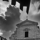 Orte, stendardo in piazza