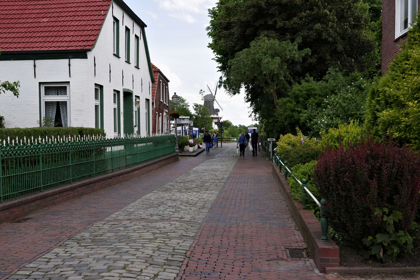 ..Ortsausgang von Greetsiel