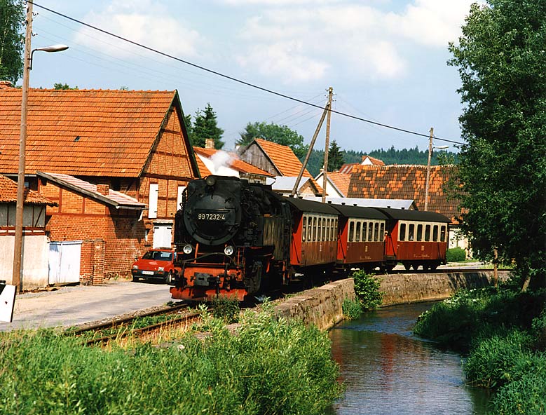 Ortsdurchfahrt in Strassberg